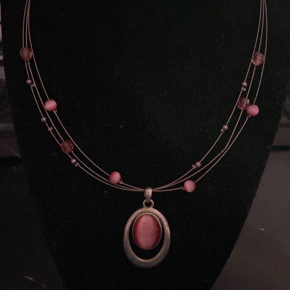 Women’s Pink Floating Bead Necklace Silver Tone Wire Strand Fashion Jewelry